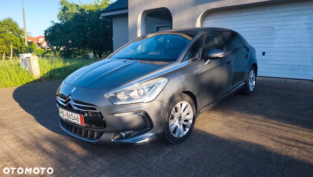 Citroën DS5 Hybrid4 EGS6 SportChic - 1