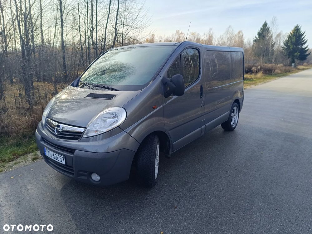 Opel VIVARO - 1
