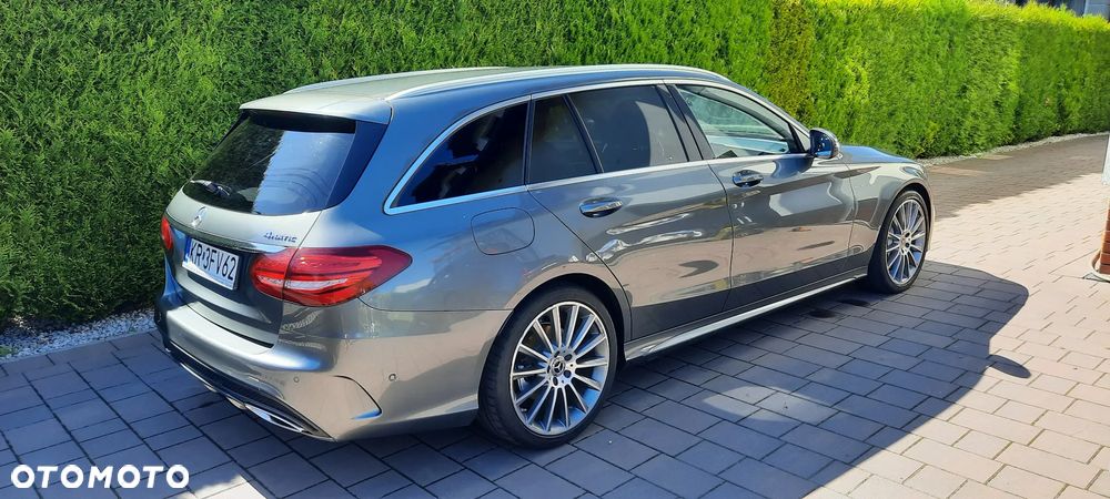 Mercedes-Benz Klasa C 200 4-Matic 9G-TRONIC - 24