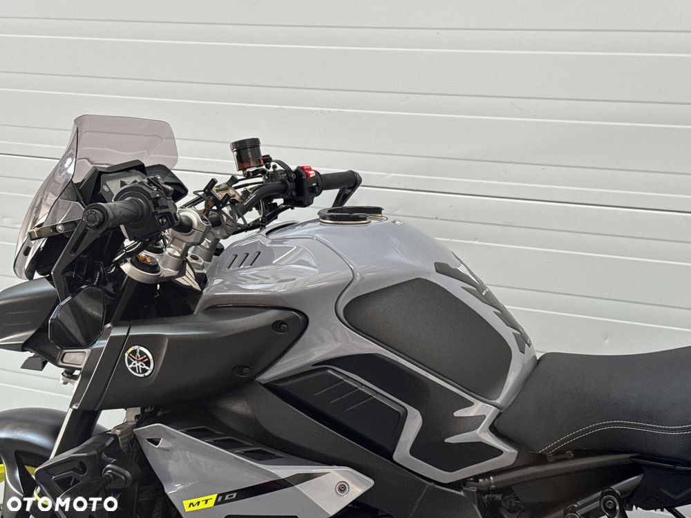 Yamaha MT - 25
