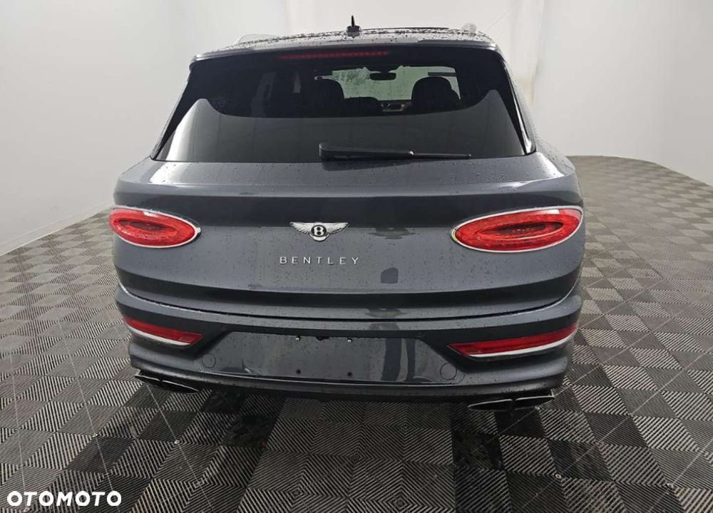 Bentley Bentayga - 3