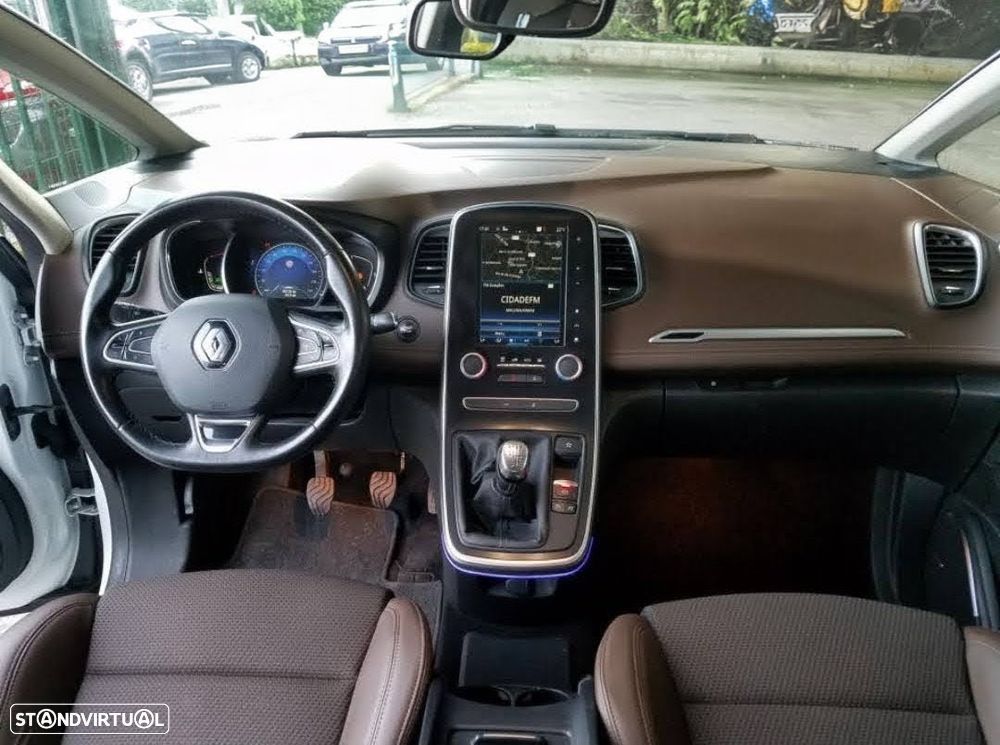 Renault Scénic 1.5 dCi Bose Edition SS - 13