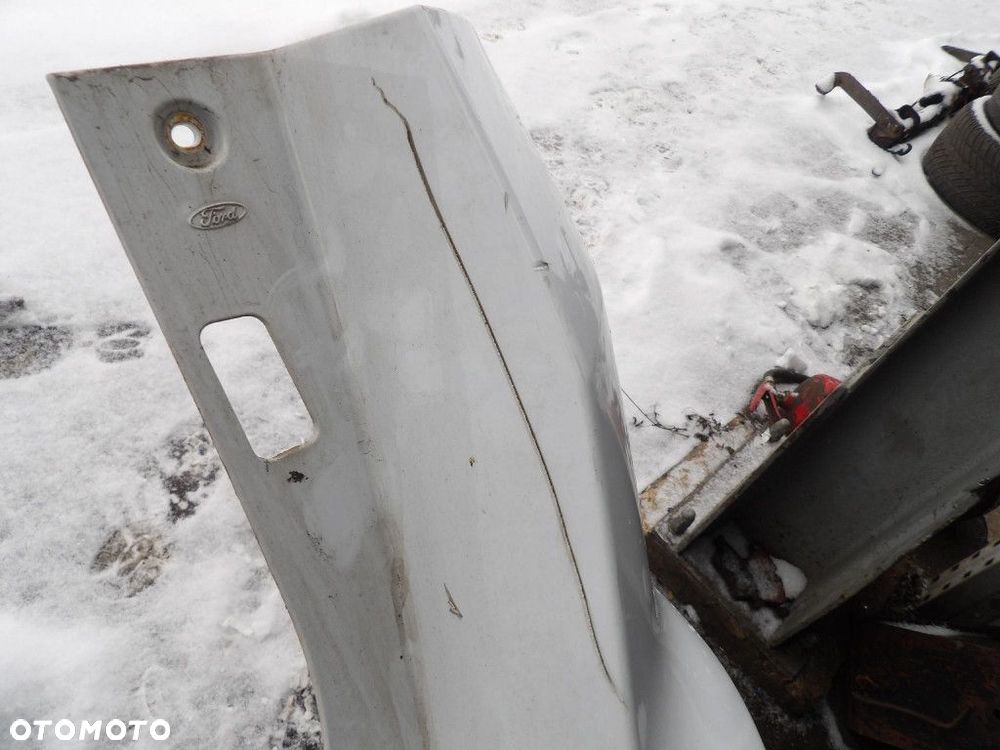 FORD FOCUS MK3 KOMBI ZDERZAK TYŁ  5F - 8