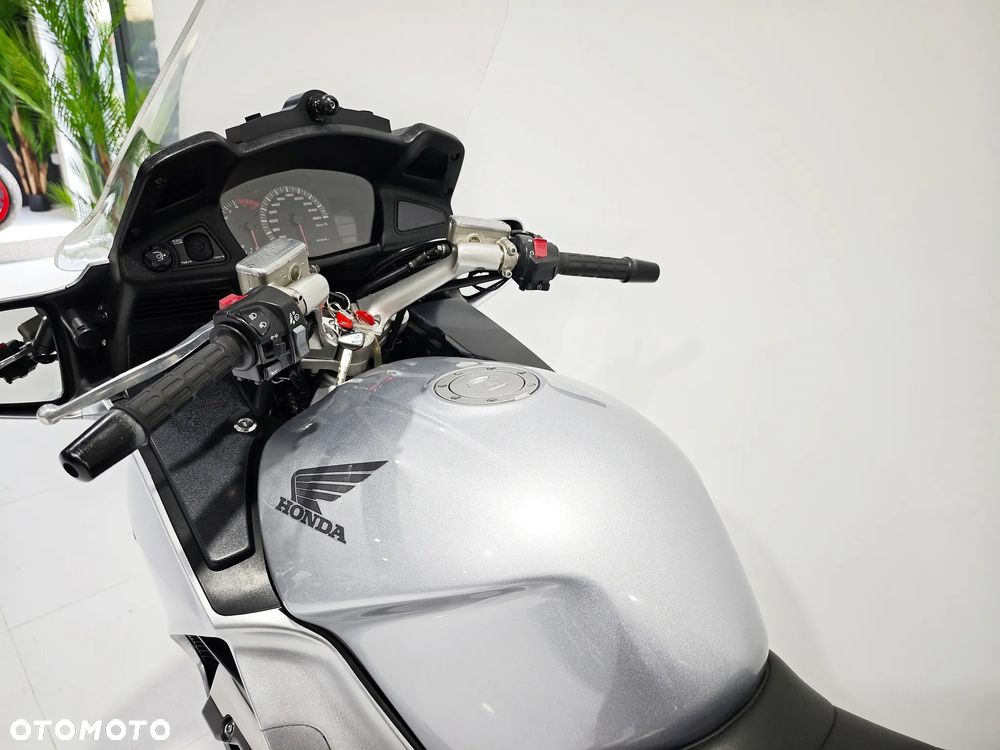 Honda ST - 20