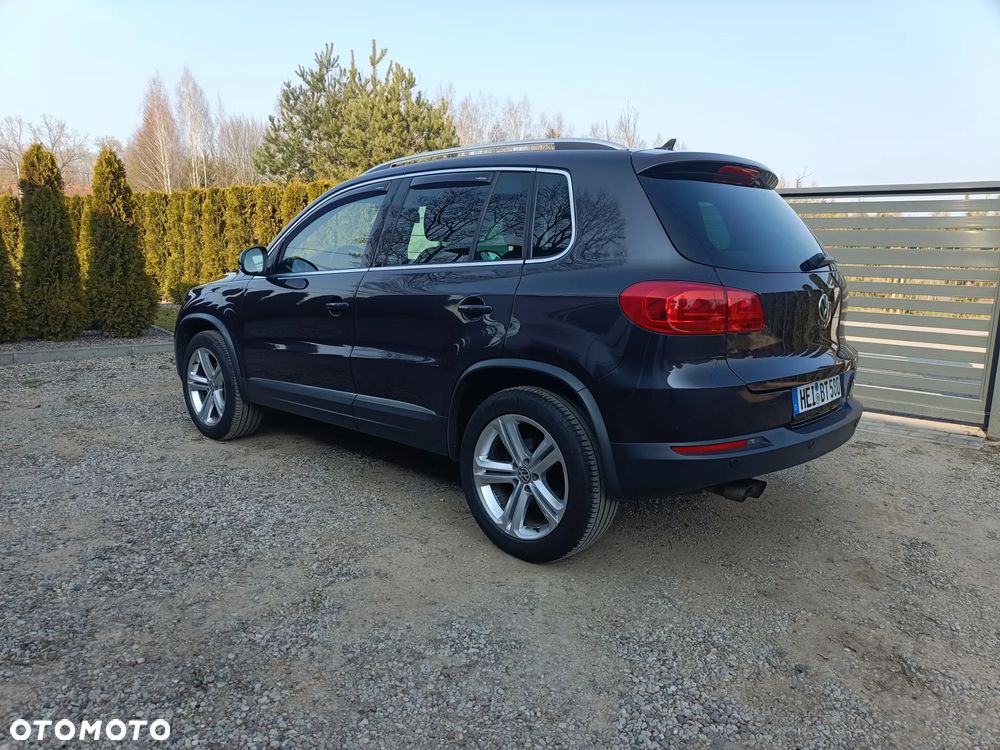 Volkswagen Tiguan 2.0 TDI DPF BlueMotion Technology Lounge Sport & Style - 6