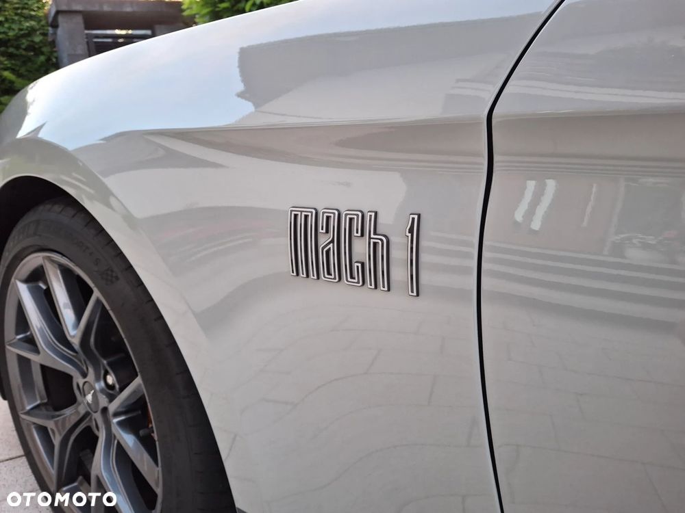 Ford Mustang - 11
