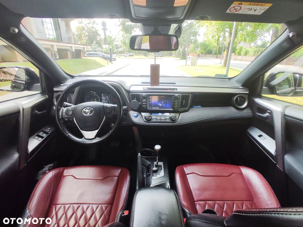 Toyota RAV4 - 24