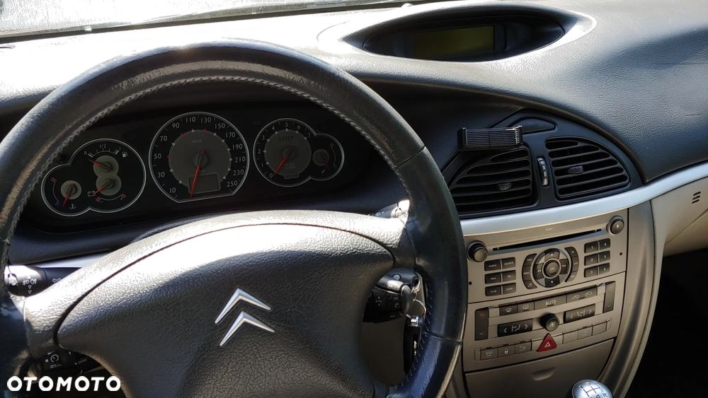 Citroën C5 II 1.8i 16V - 6