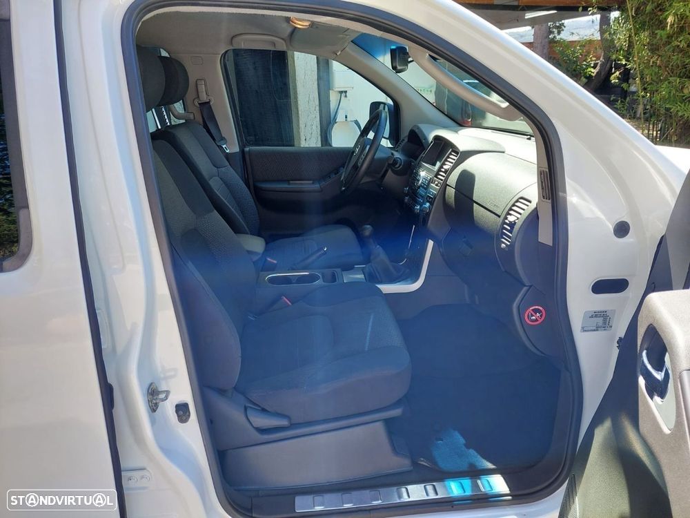 Nissan Navara 2.5 dCi CD SE 4WD - 18