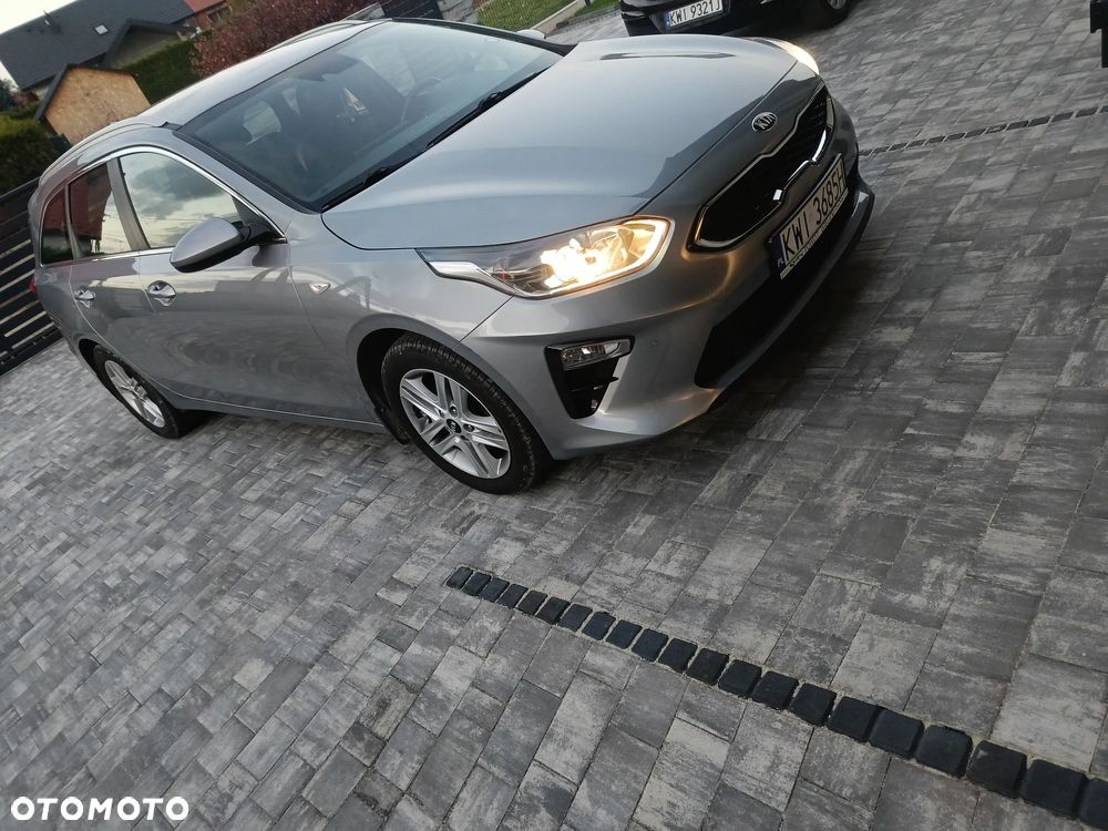 Kia Ceed 2021 photo 2