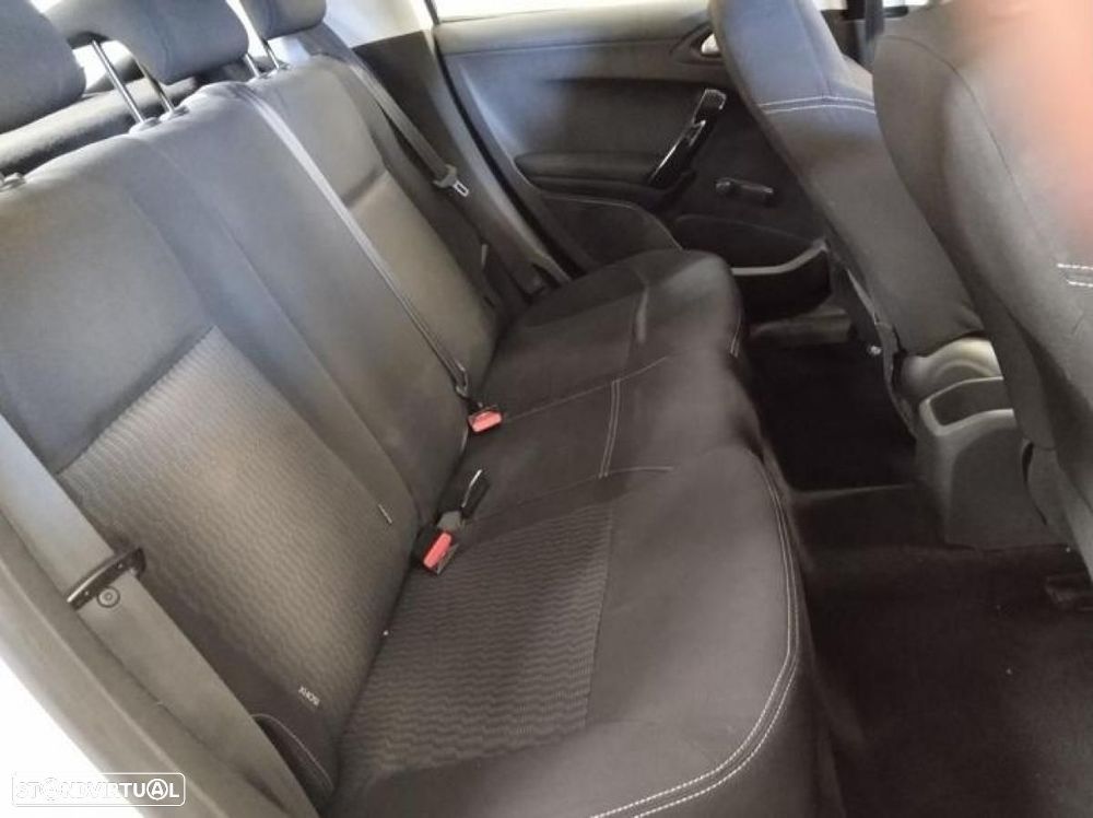 Peugeot 208 1.5 BlueHDi Active - 5