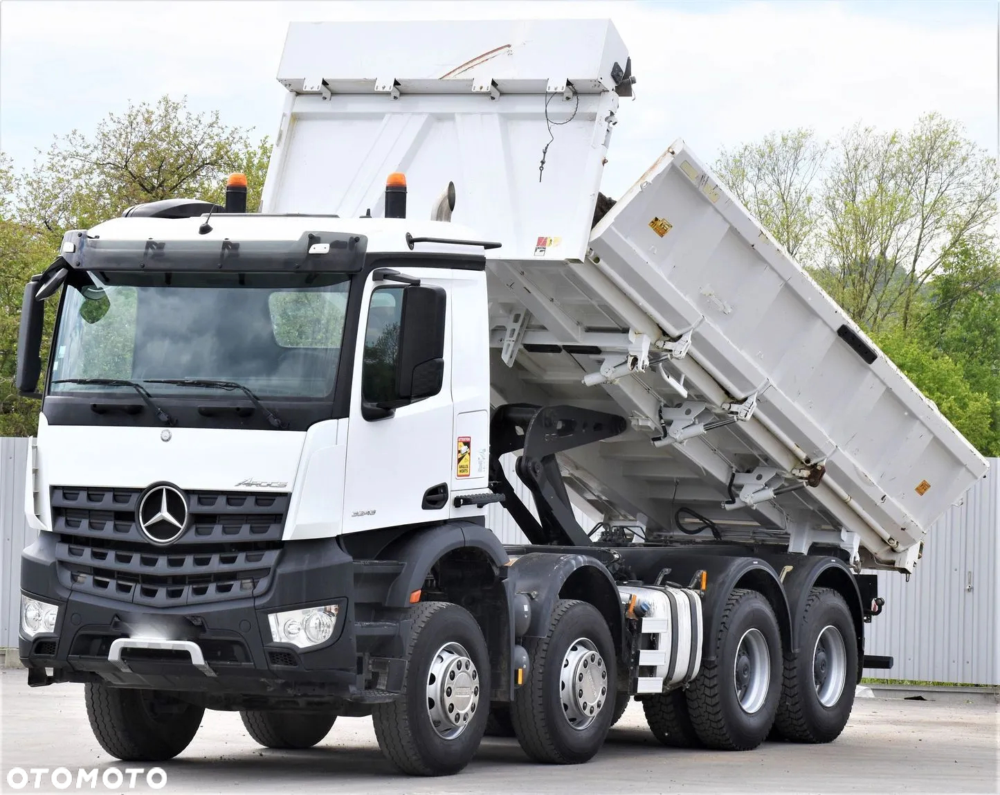 Mercedes-Benz AROCS 3243 Wywrotka 6,00 + BORDMATIC /8x4 - 3