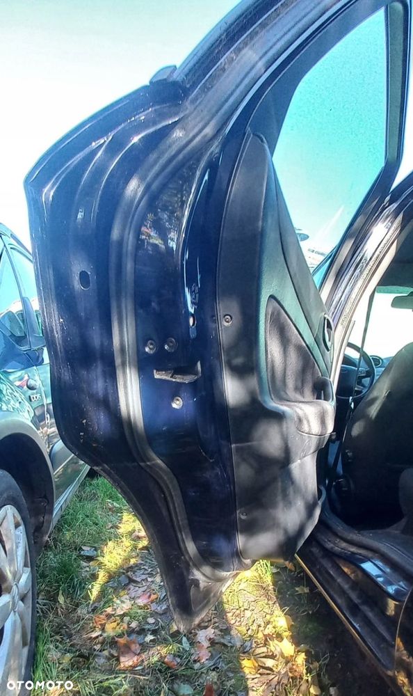 DRZWI TYLNE LEWE FORD MONDEO KOMBI MK IV V 6 - 4