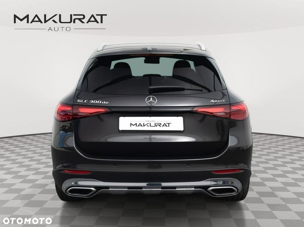 Mercedes-Benz GLC - 7
