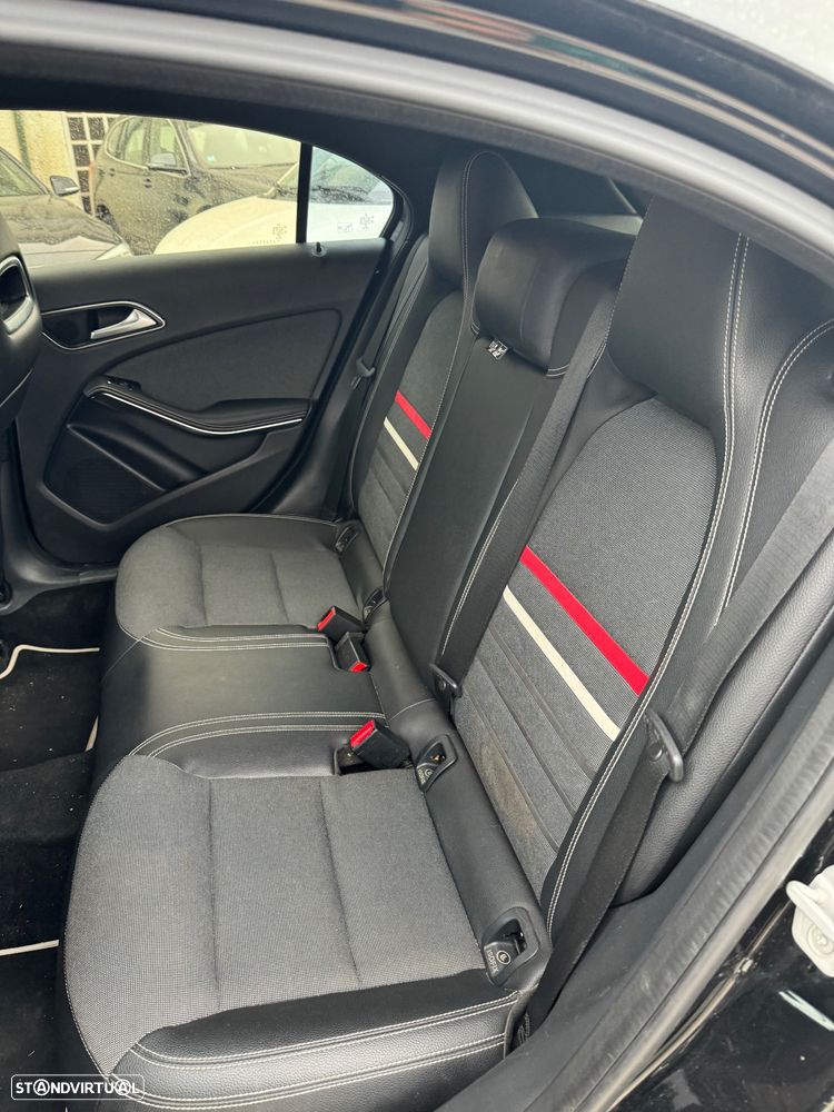 Mercedes-Benz A 160 CDI AMG Line - 9