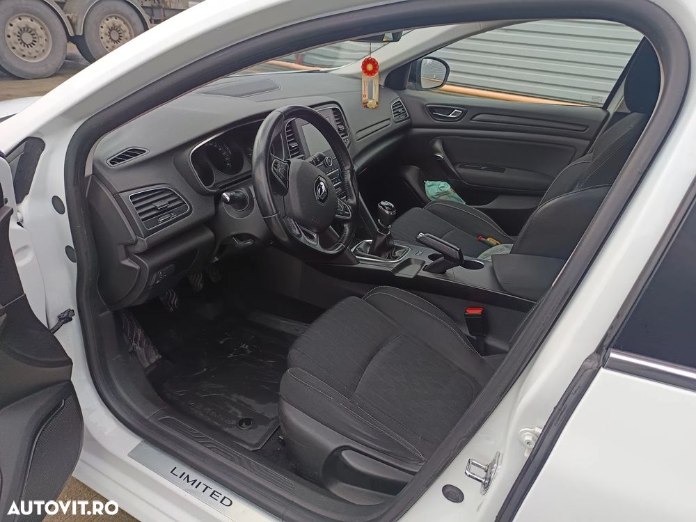 Renault Megane - 7