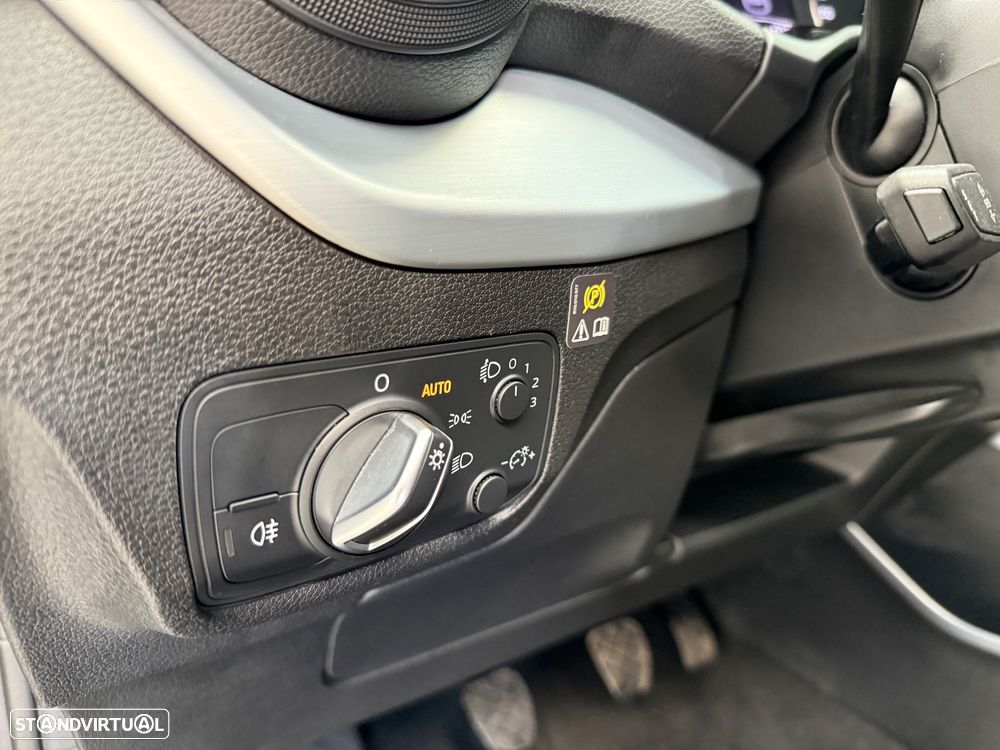 Audi Q2 30 TFSI Design - 18