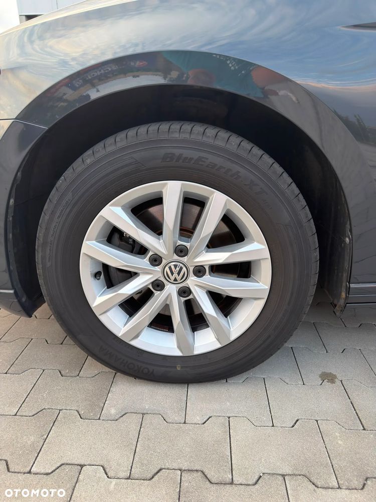 Volkswagen Passat 2.0 TDI BMT Comfortline - 23