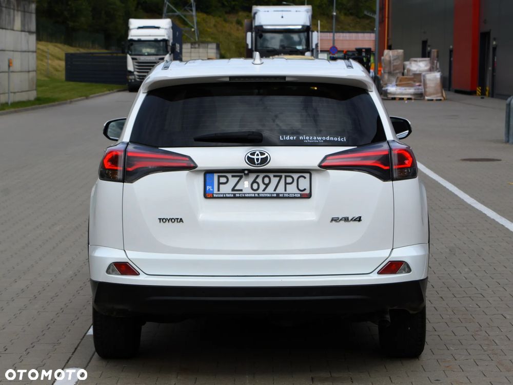 Toyota RAV4 2.0 D-4D Premium 4x2 - 28