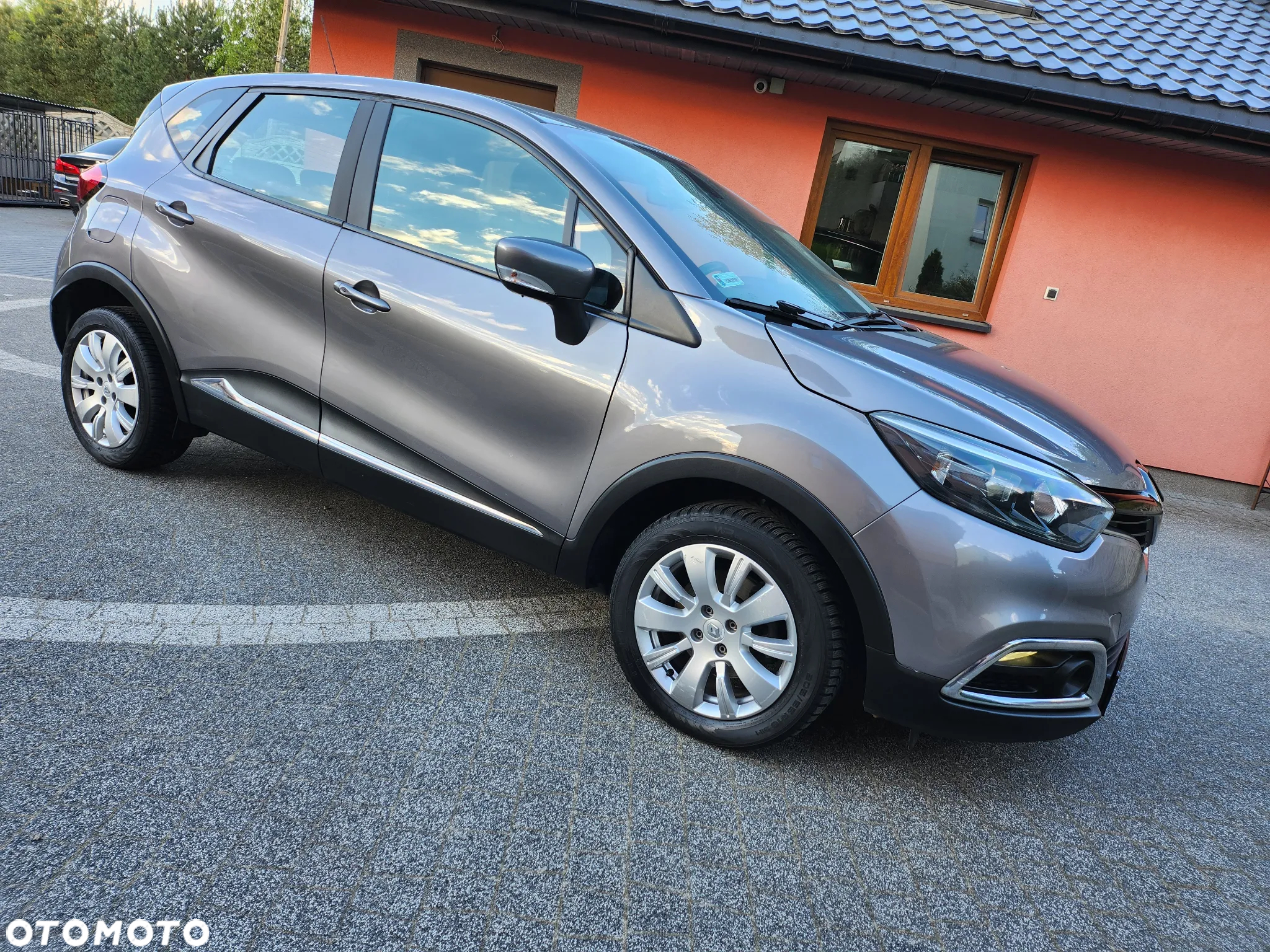 Renault Captur - 4