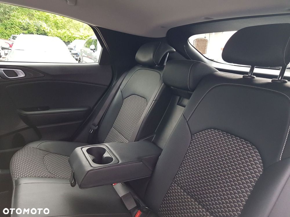 Kia XCeed 1.6 GDI PHEV Business Line DCT - 17