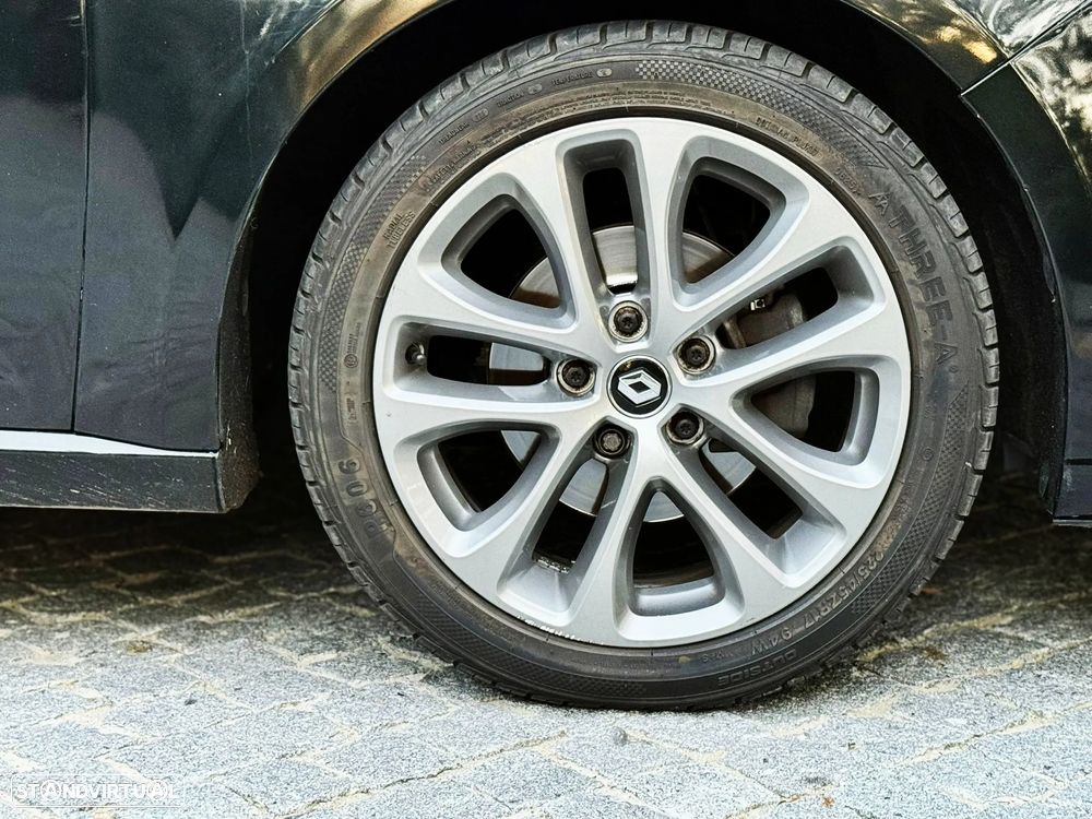 Renault Mégane Break ver-dci-110-fap-edc-bose-edition - 6
