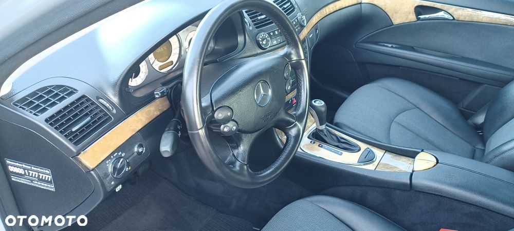 Mercedes-Benz Klasa E - 22
