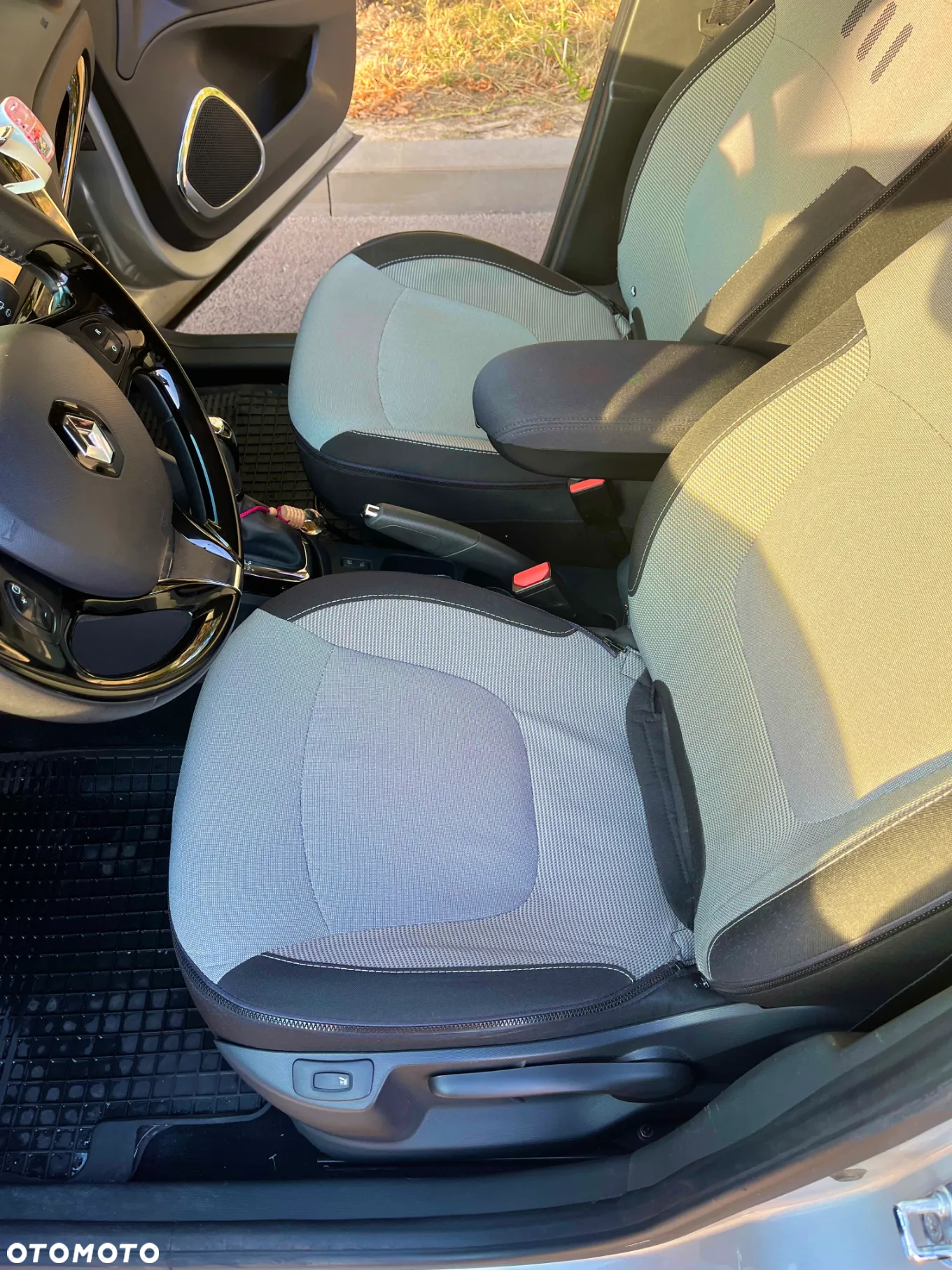 Renault Captur - 11
