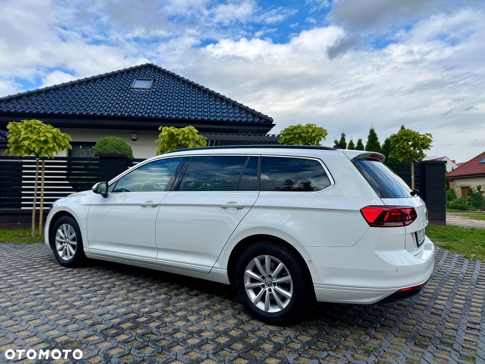 Volkswagen Passat 2.0 TDI (BlueMotion Technology) DSG Highline - 4