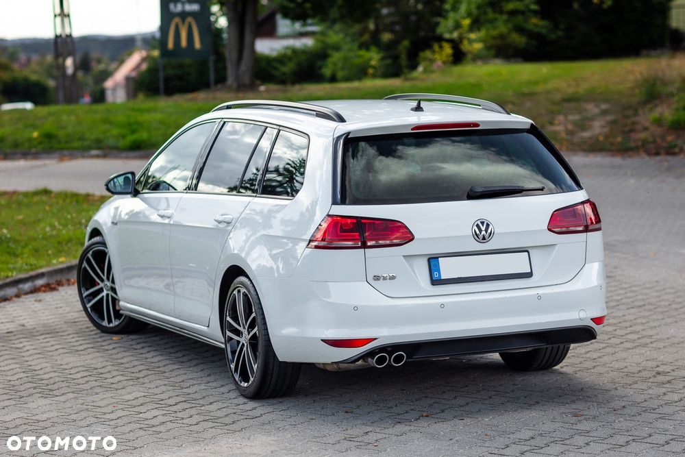 Volkswagen Golf GTD 2.0 TDI SCR DSG - 14