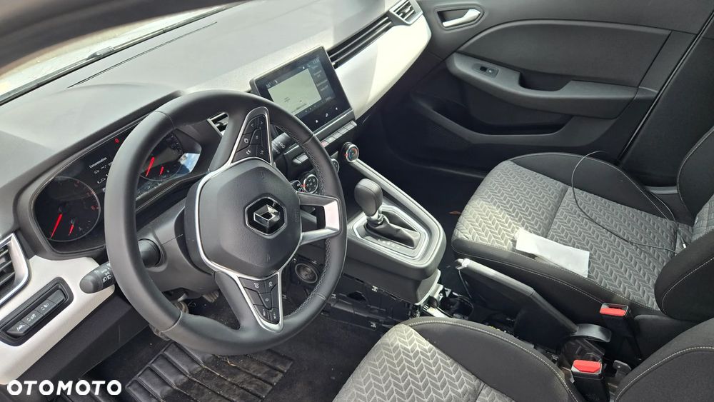 Renault Clio 1.0 TCe Techno Xtronic - 8