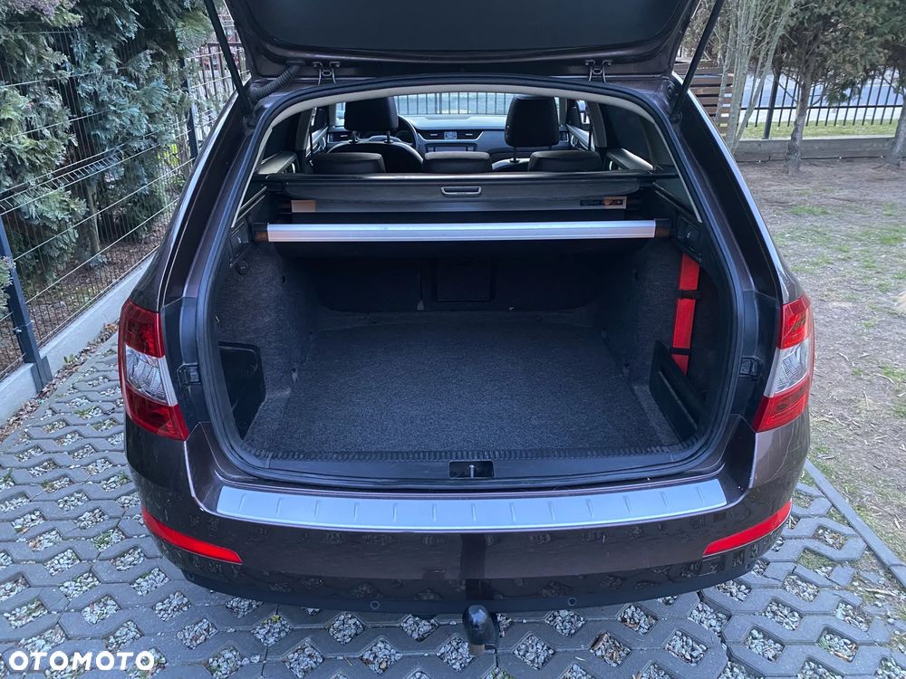 Skoda Octavia 2.0 TDI DSG L&K - 9