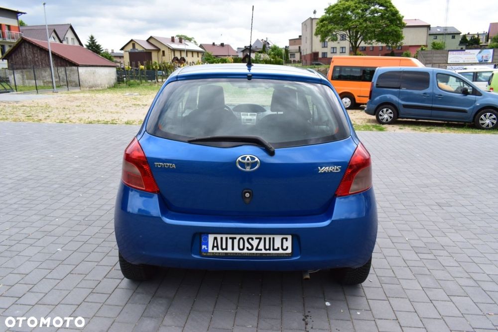 Toyota Yaris - 9