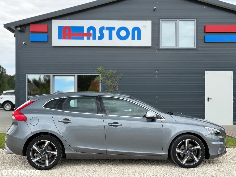 Volvo V40 D2 Drive-E R-Design Momentum - 8