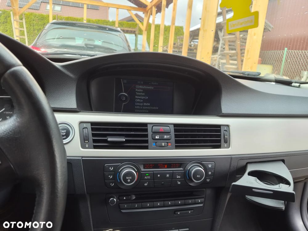 BMW Seria 3 320d - 17