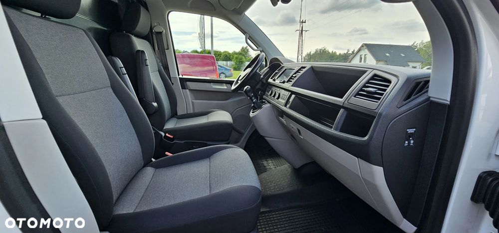 Volkswagen Transporter - 17
