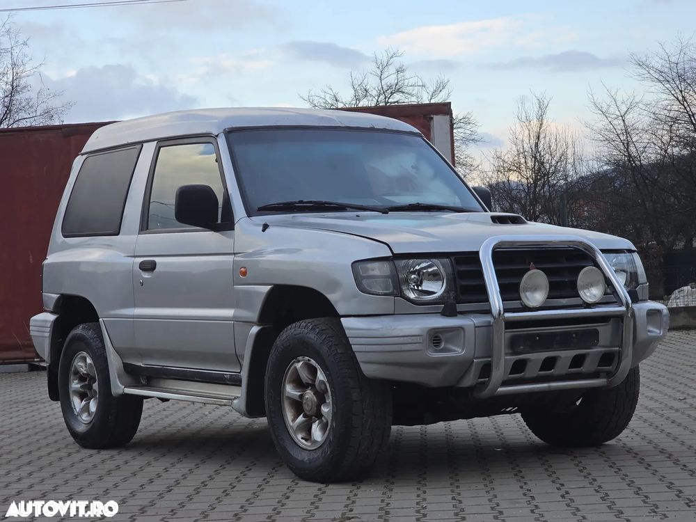 Mitsubishi Pajero Sport 2.5 TD+ Instyle - 2