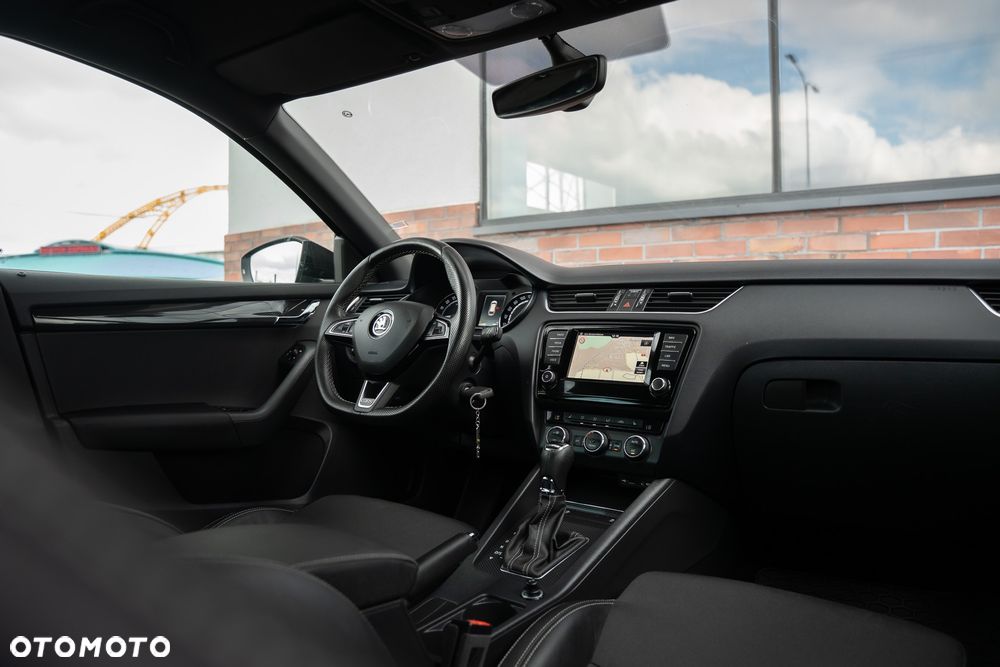 Skoda Octavia 2.0 TDI (Green tec) DSG RS - 30