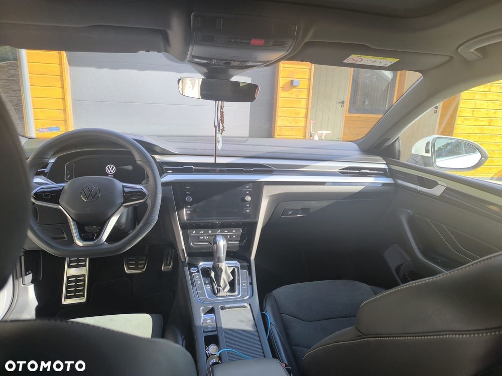 Volkswagen Arteon 2.0 TDI R-Line DSG - 10