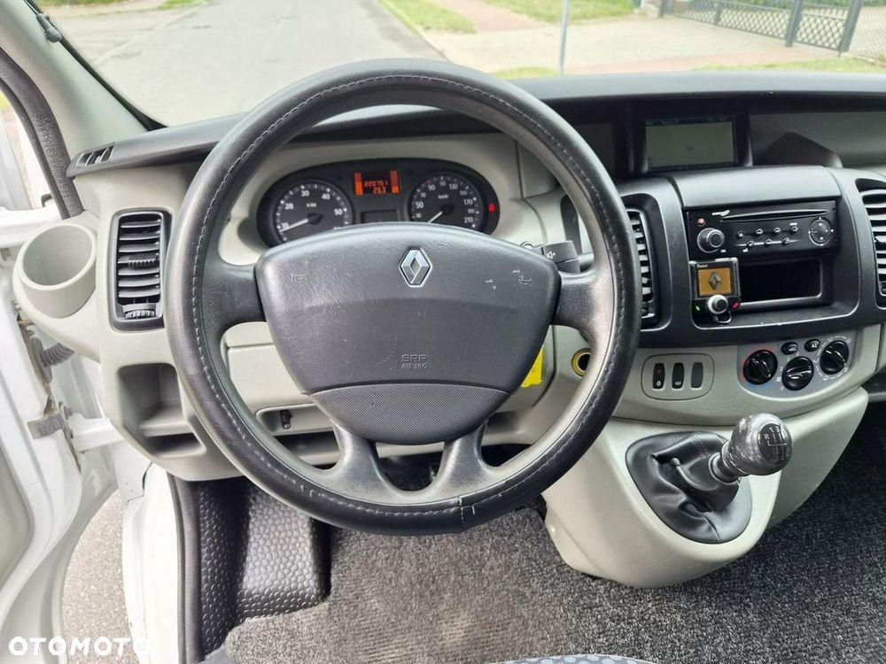 Renault Trafic - 6