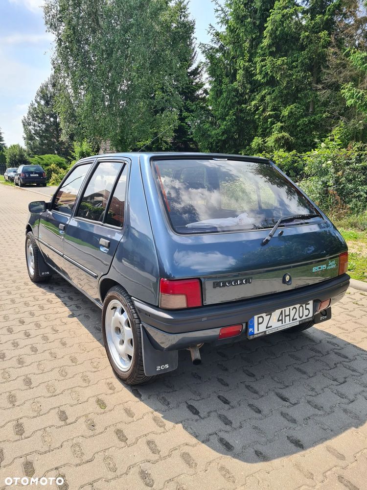 Peugeot 205 - 3