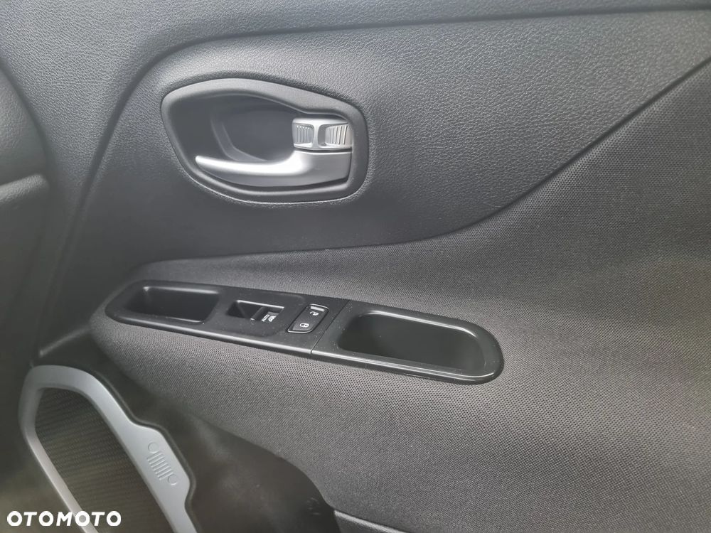Jeep Renegade 2.0 MultiJet Active Drive Longitude - 24