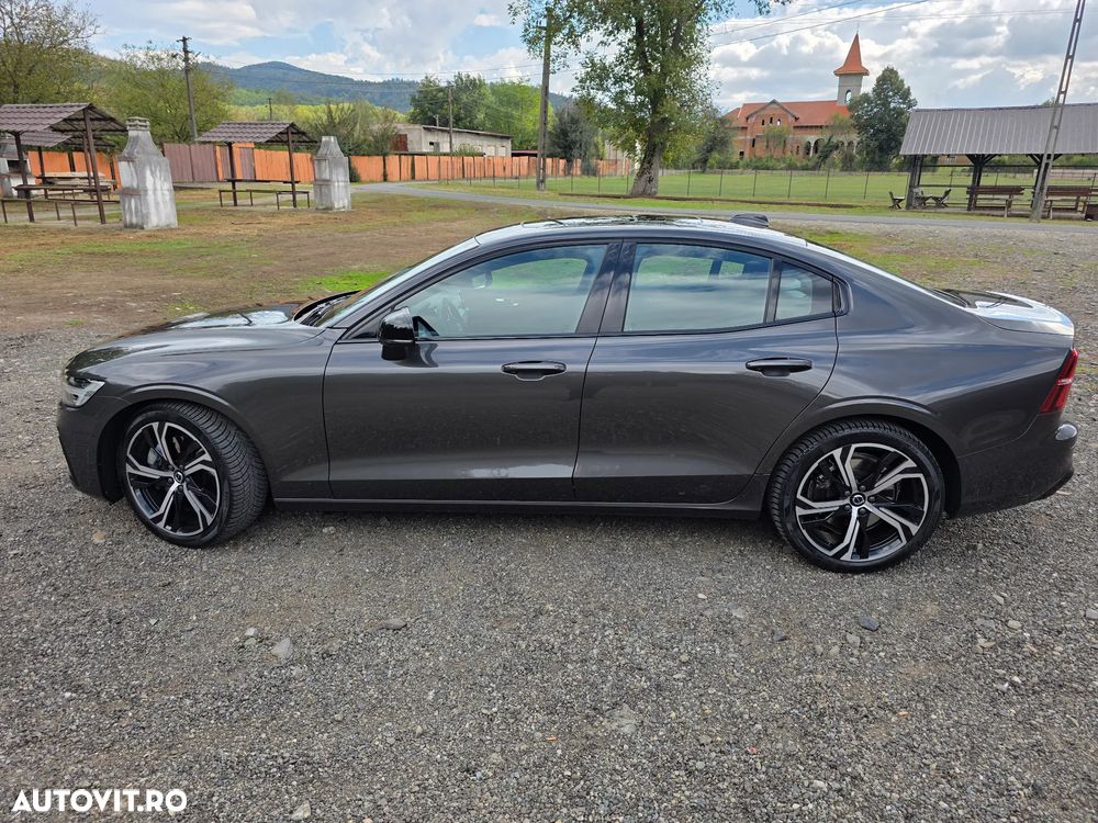 Volvo S60 B5 B AWD Ultimate Dark - 10