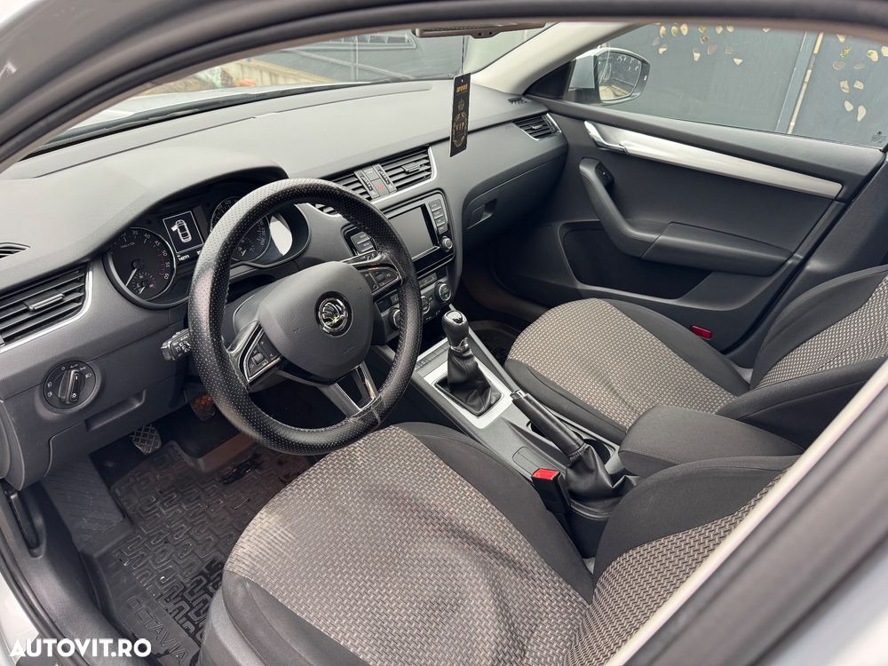 Skoda Octavia 1.6 TDI Ambition - 10