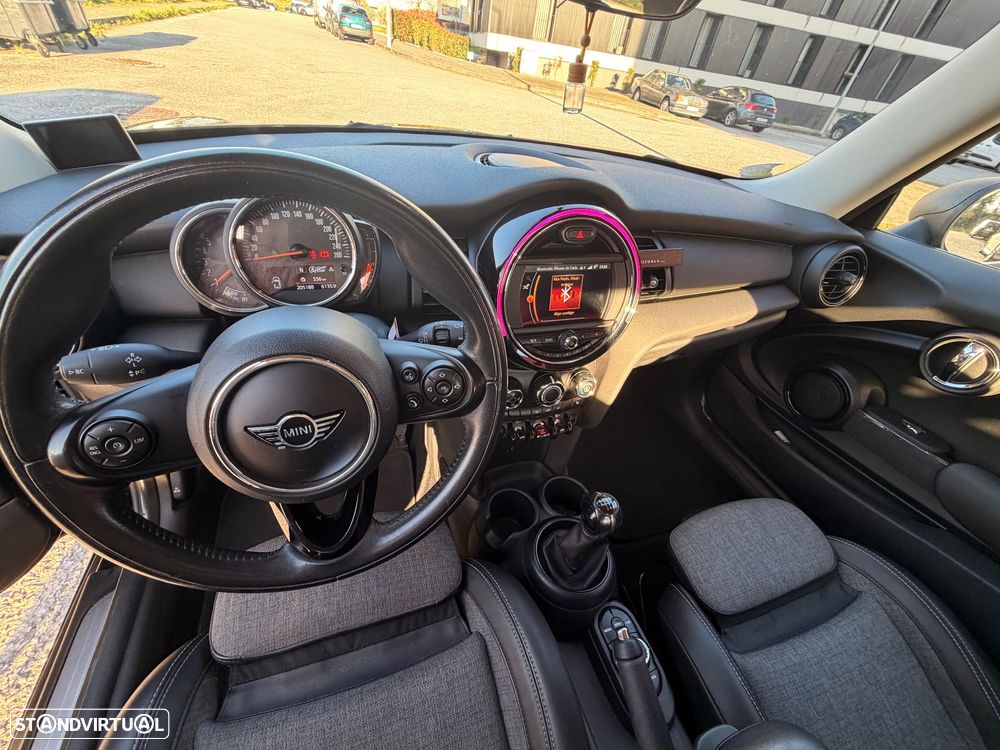 MINI 3 Portas - 14