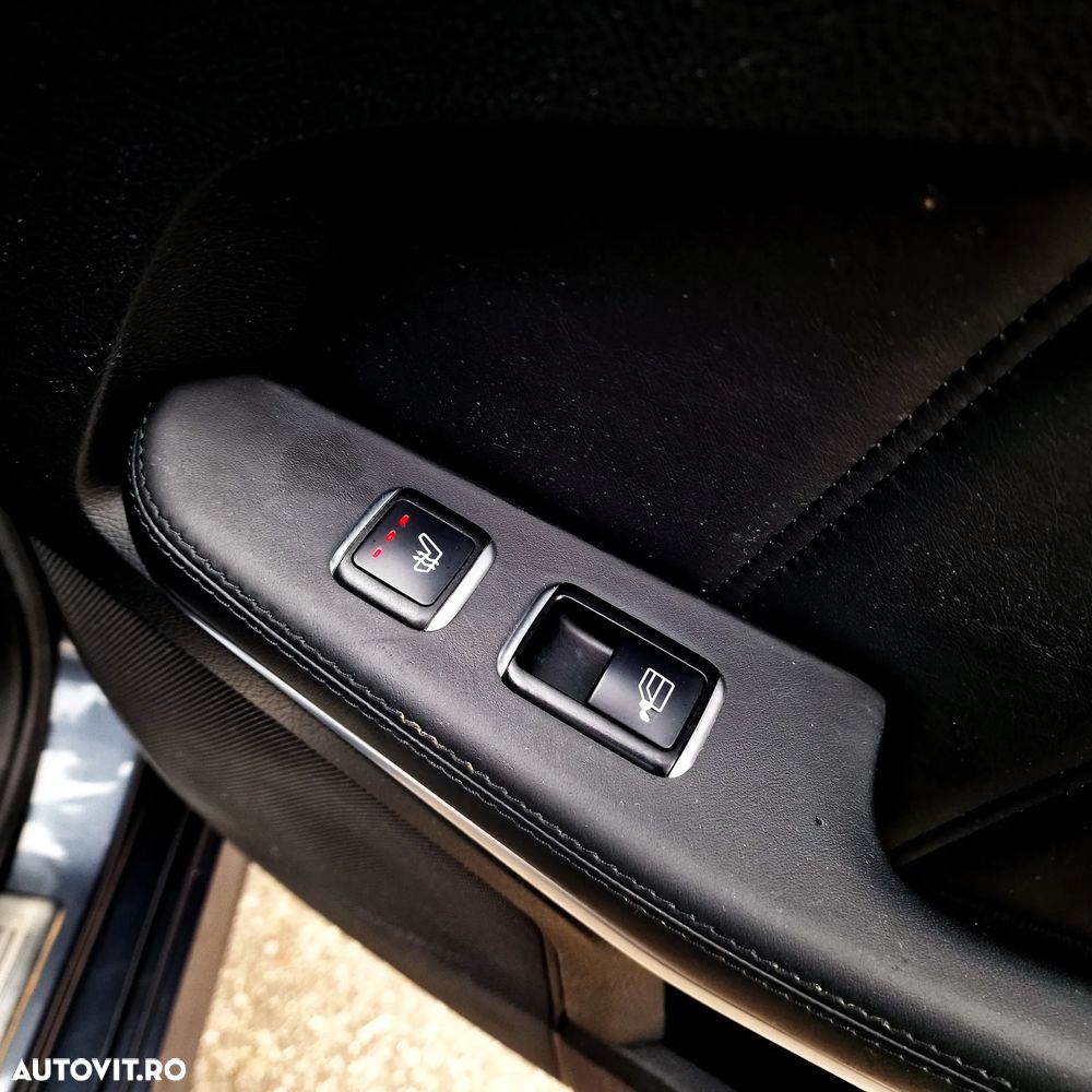 Mercedes-Benz E 250 CDI 4Matic - 20