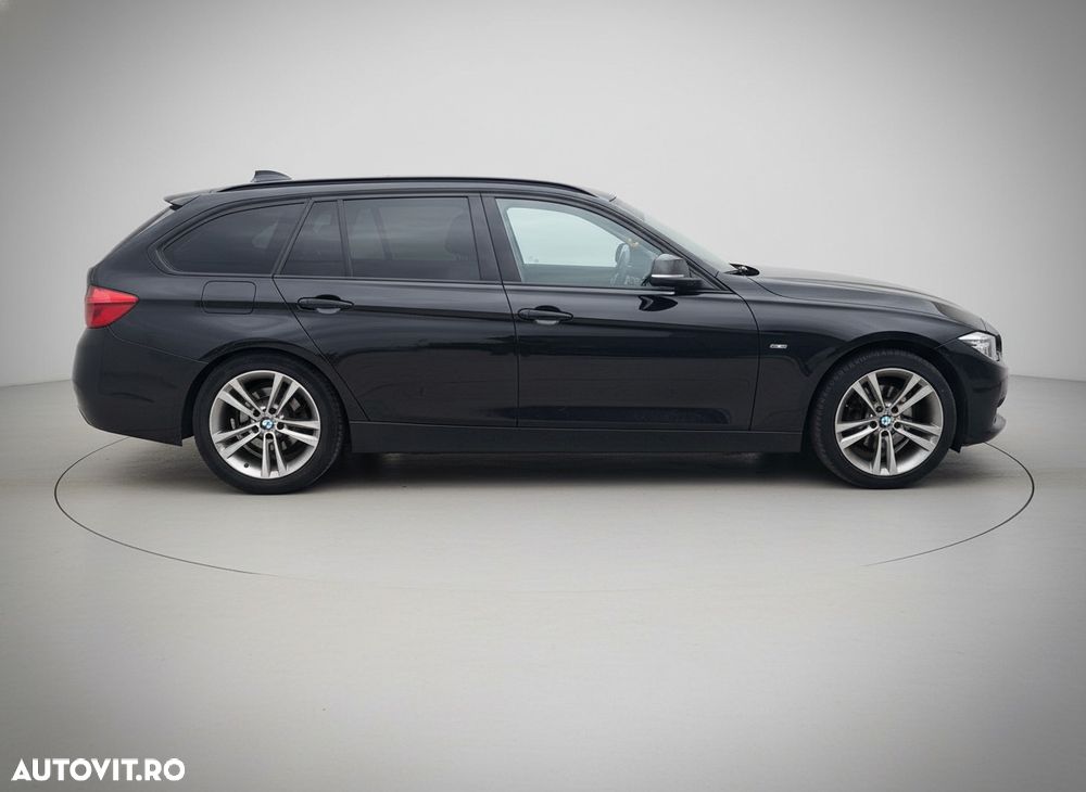 BMW Seria 3 320d Touring Aut. Efficient Dynamics Edition Sport Line - 2