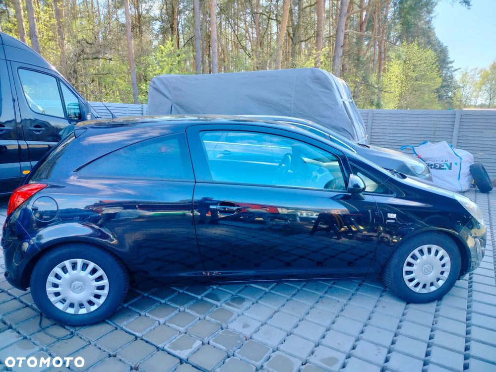 Opel Corsa - 10