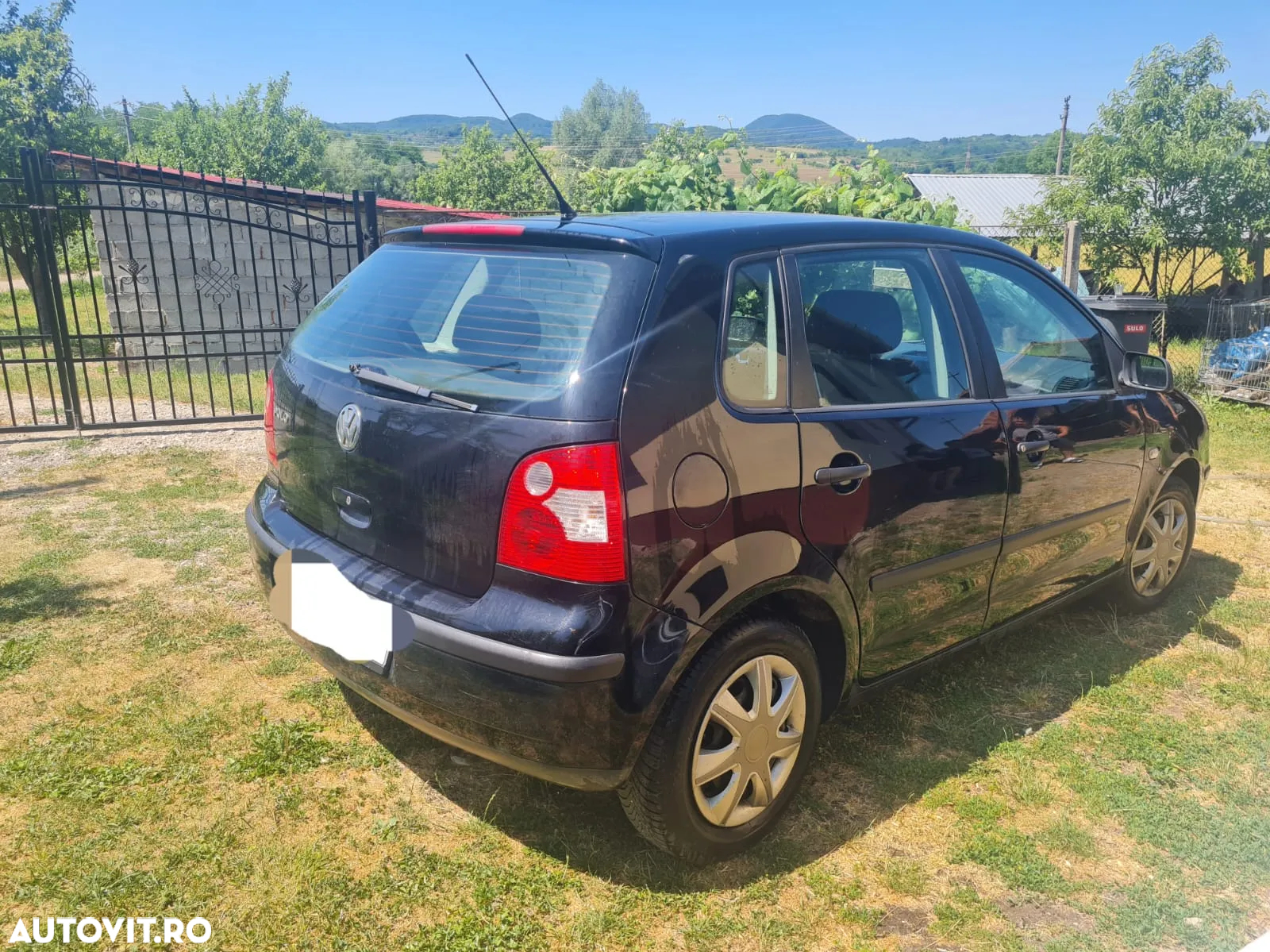 Volkswagen Polo - 2