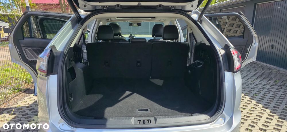 Ford Edge - 12